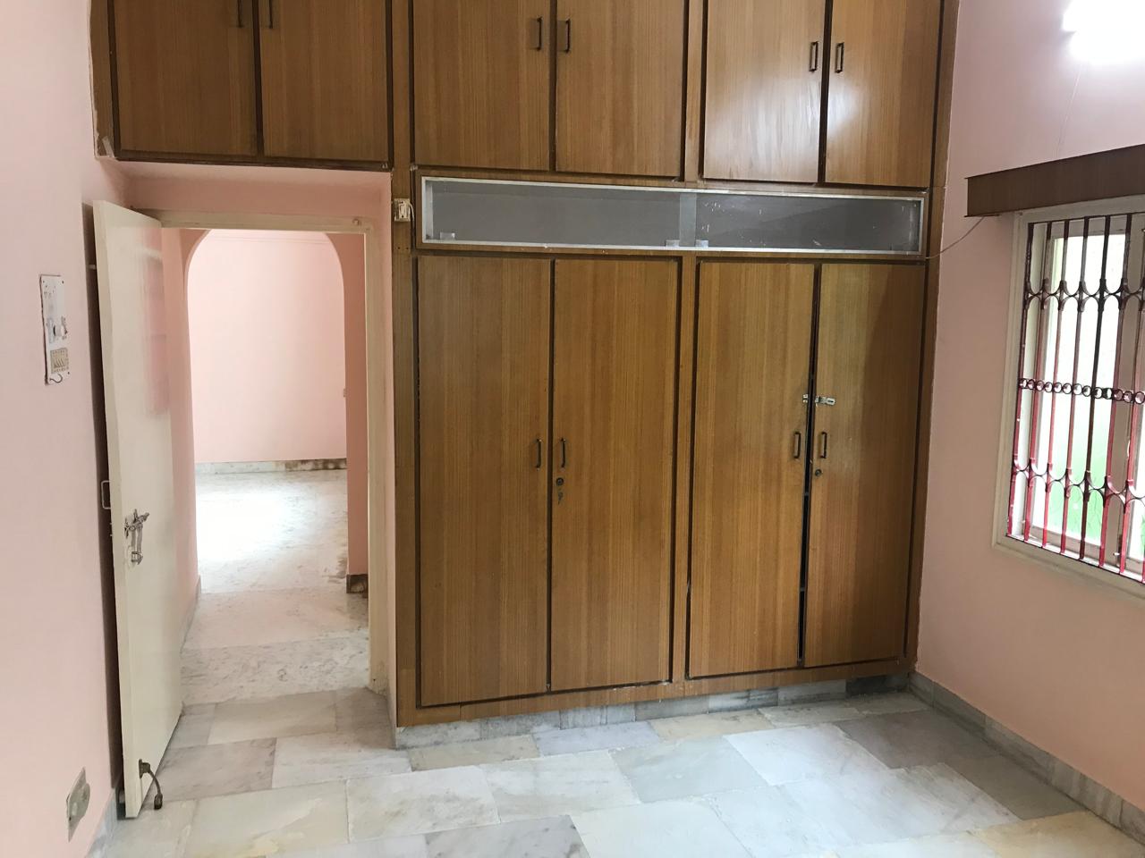 3 BHK Flat For sale in Do